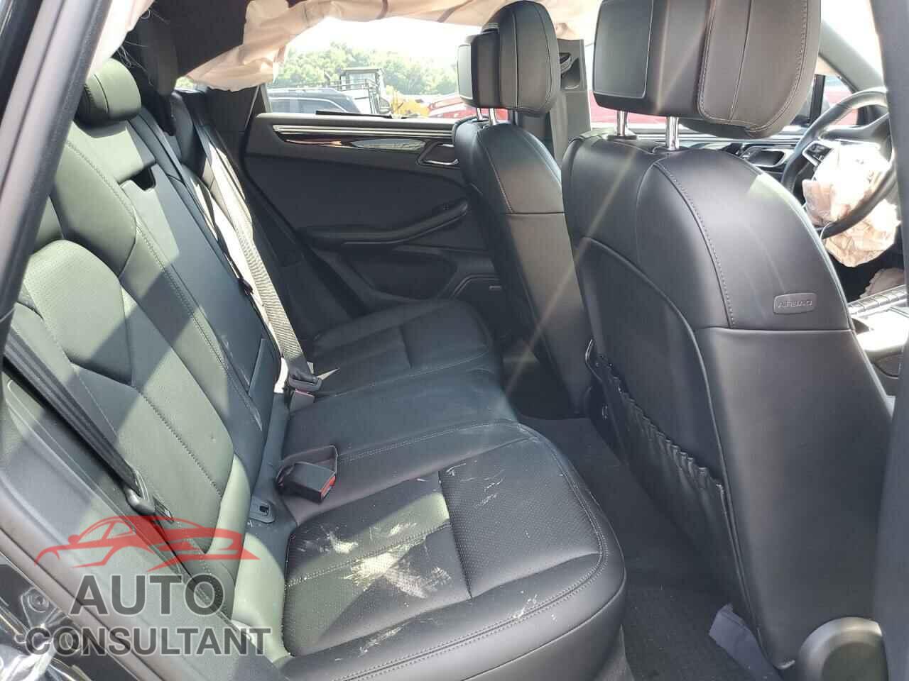 PORSCHE MACAN 2017 - WP1AB2A53HLB19304