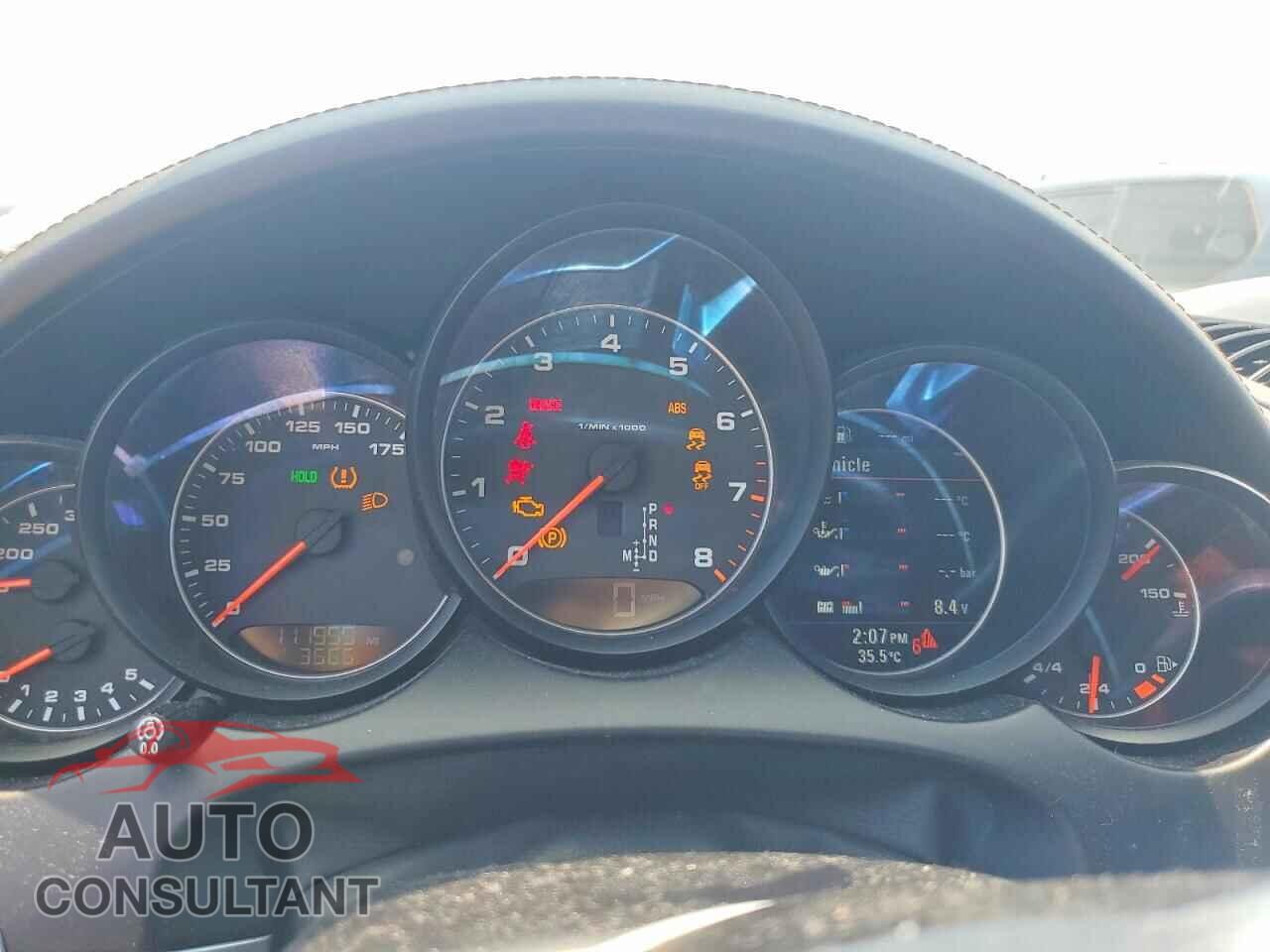 PORSCHE CAYENNE 2017 - WP1AA2A21HKA85748