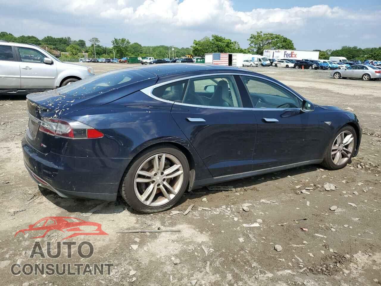 TESLA MODEL S 2013 - 5YJSA1CP3DFP06715