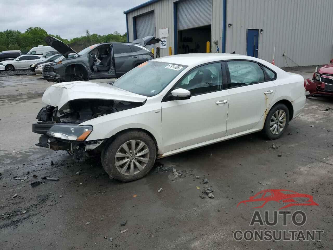 VOLKSWAGEN PASSAT 2015 - 1VWAT7A36FC034803