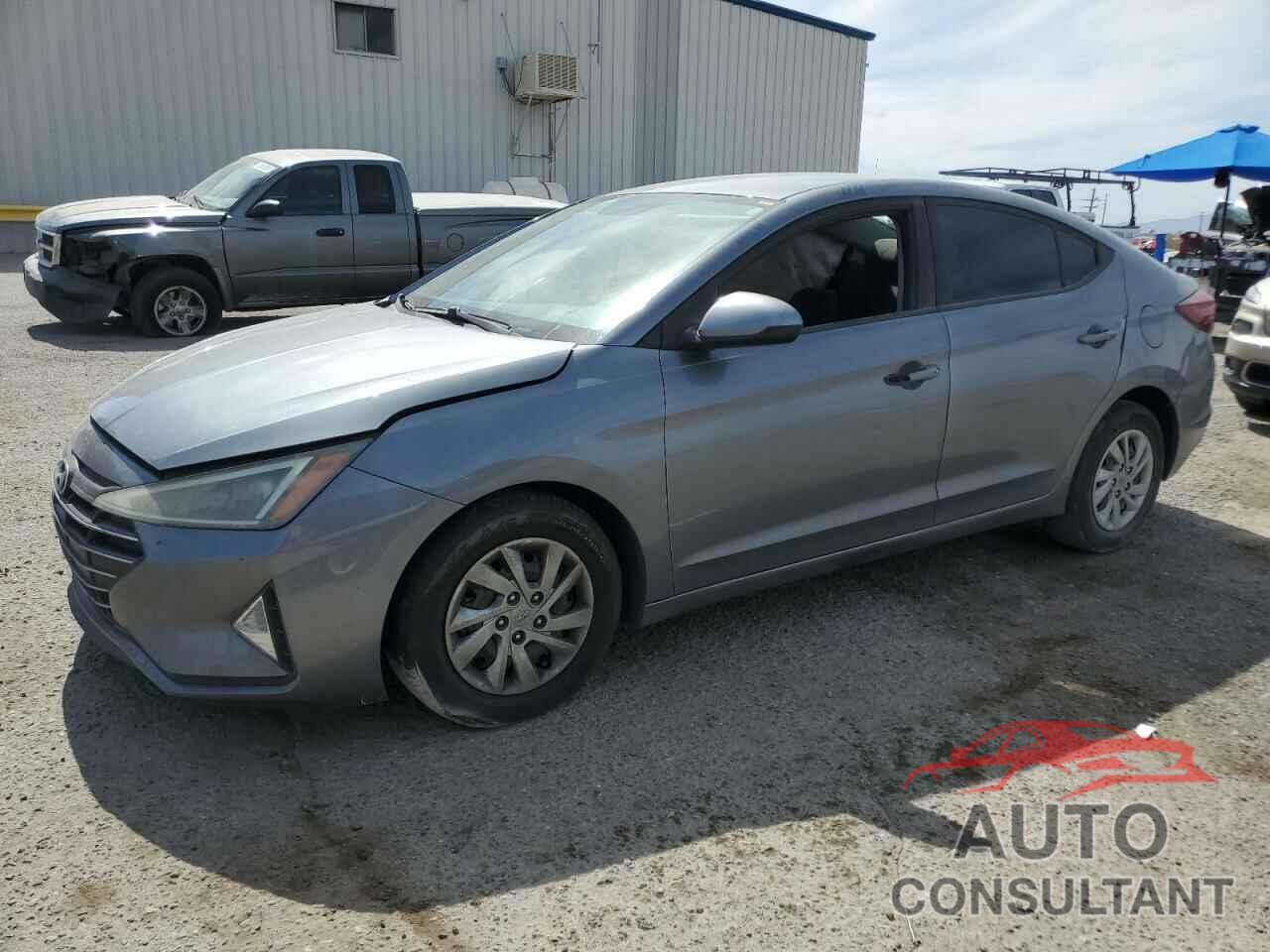 HYUNDAI ELANTRA 2019 - KMHD74LF0KU817836