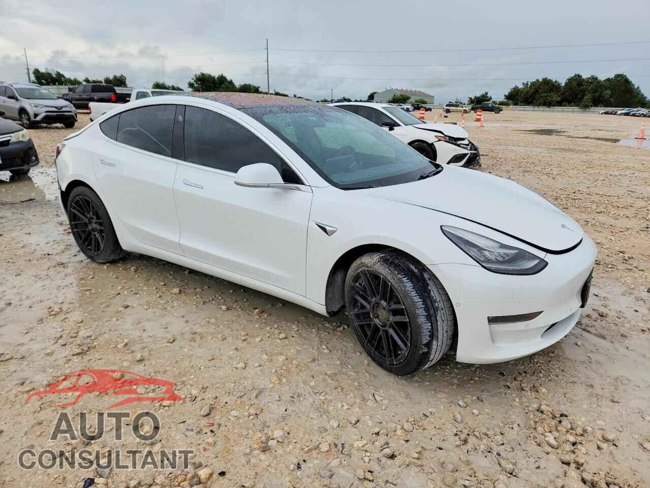 TESLA MODEL 3 2018 - 5YJ3E1EA2JF035258