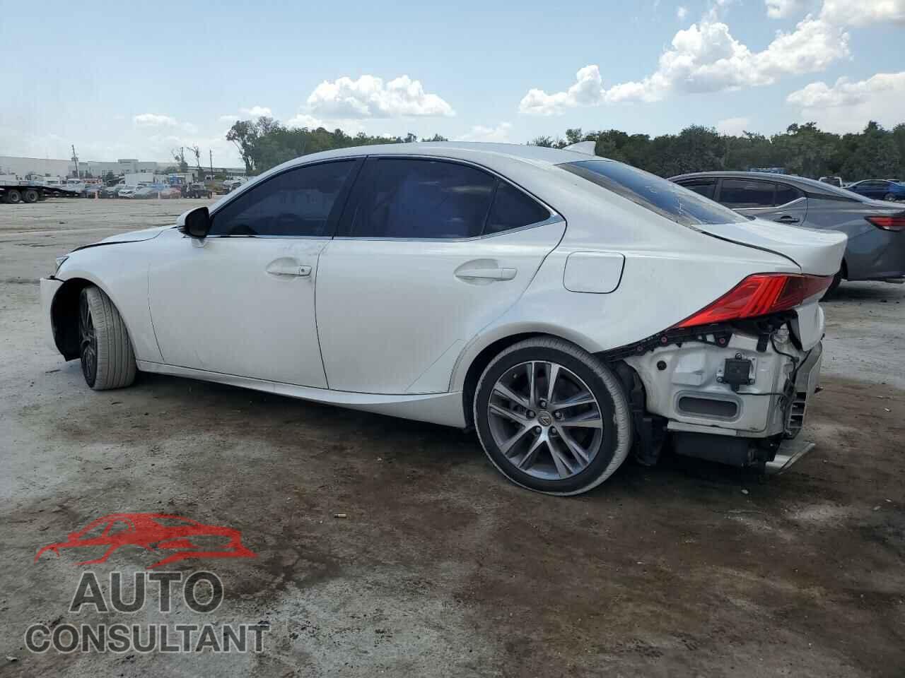 LEXUS IS 2018 - JTHBA1D20J5068356