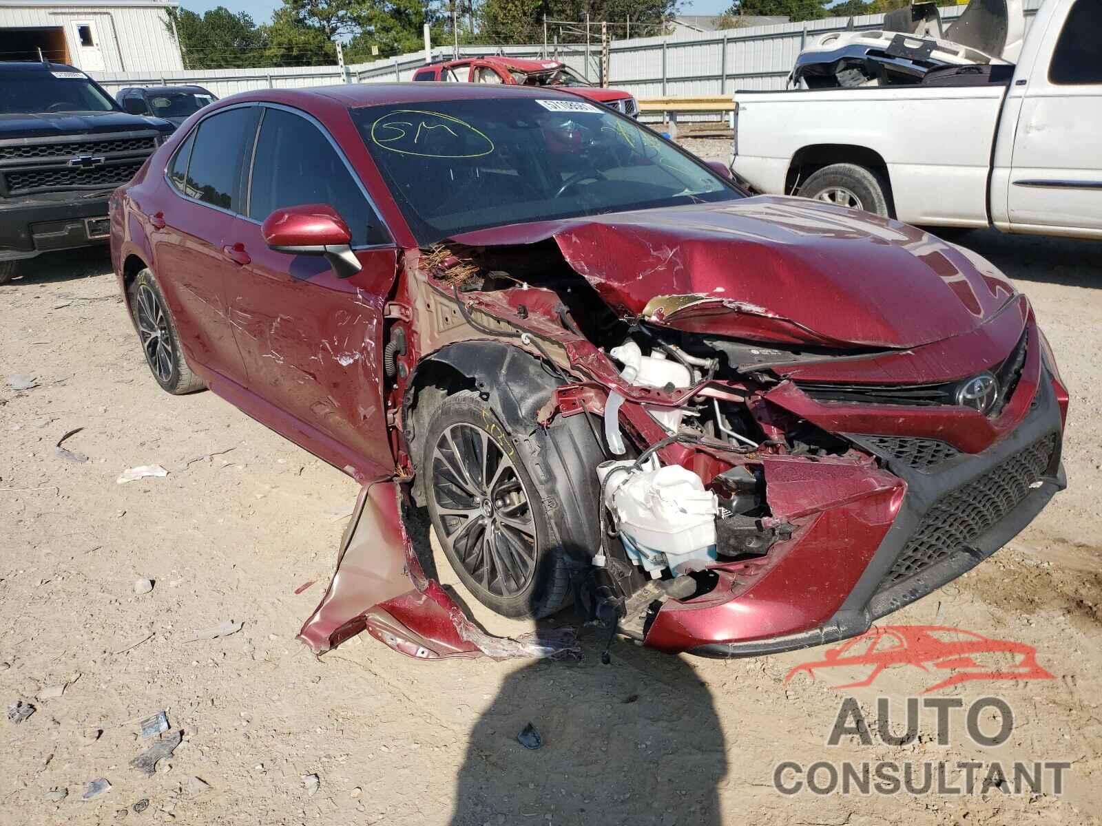 TOYOTA CAMRY 2018 - 4T1B11HK5JU617451