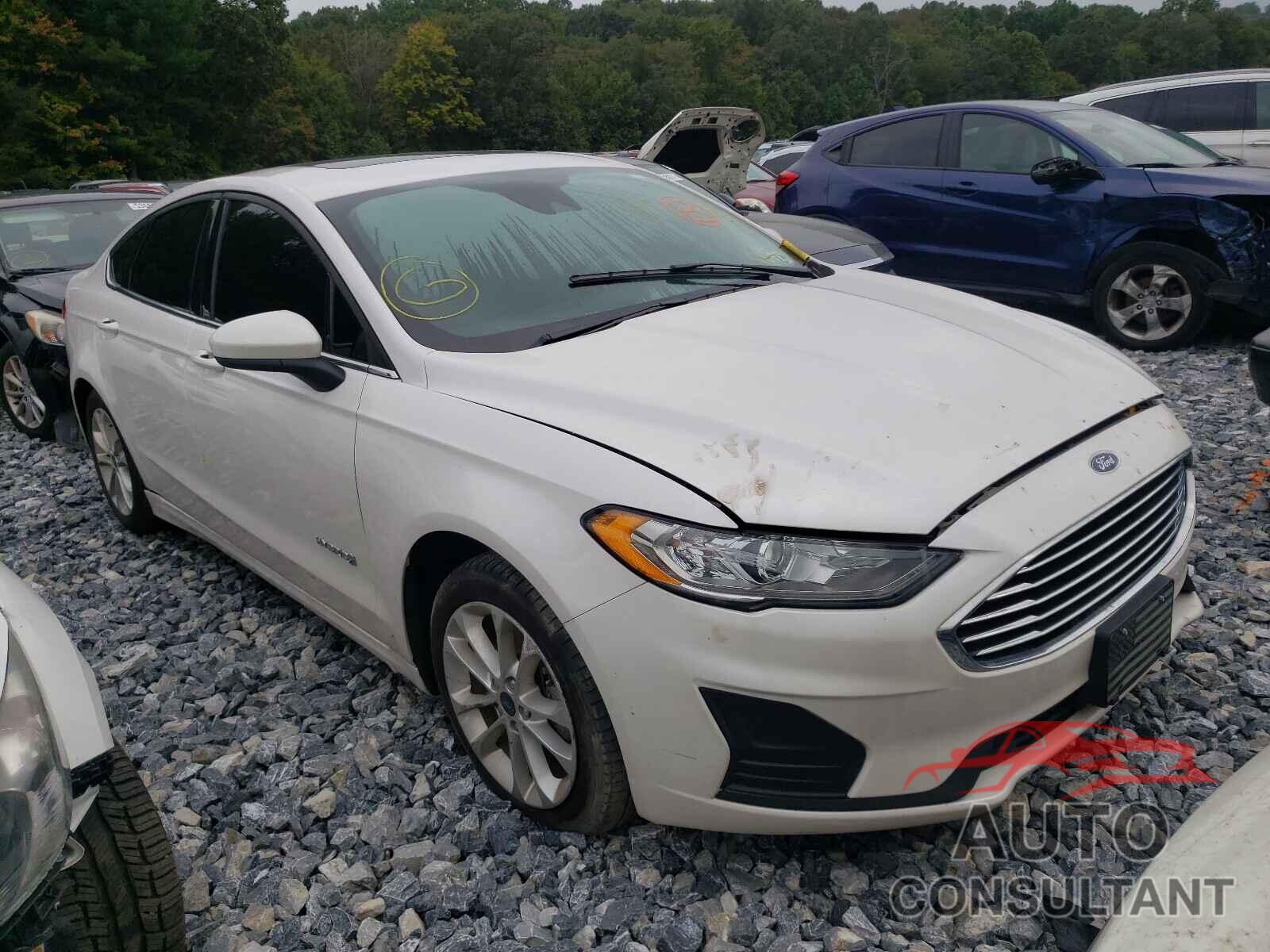 FORD FUSION 2019 - 3FA6P0LU3KR212582