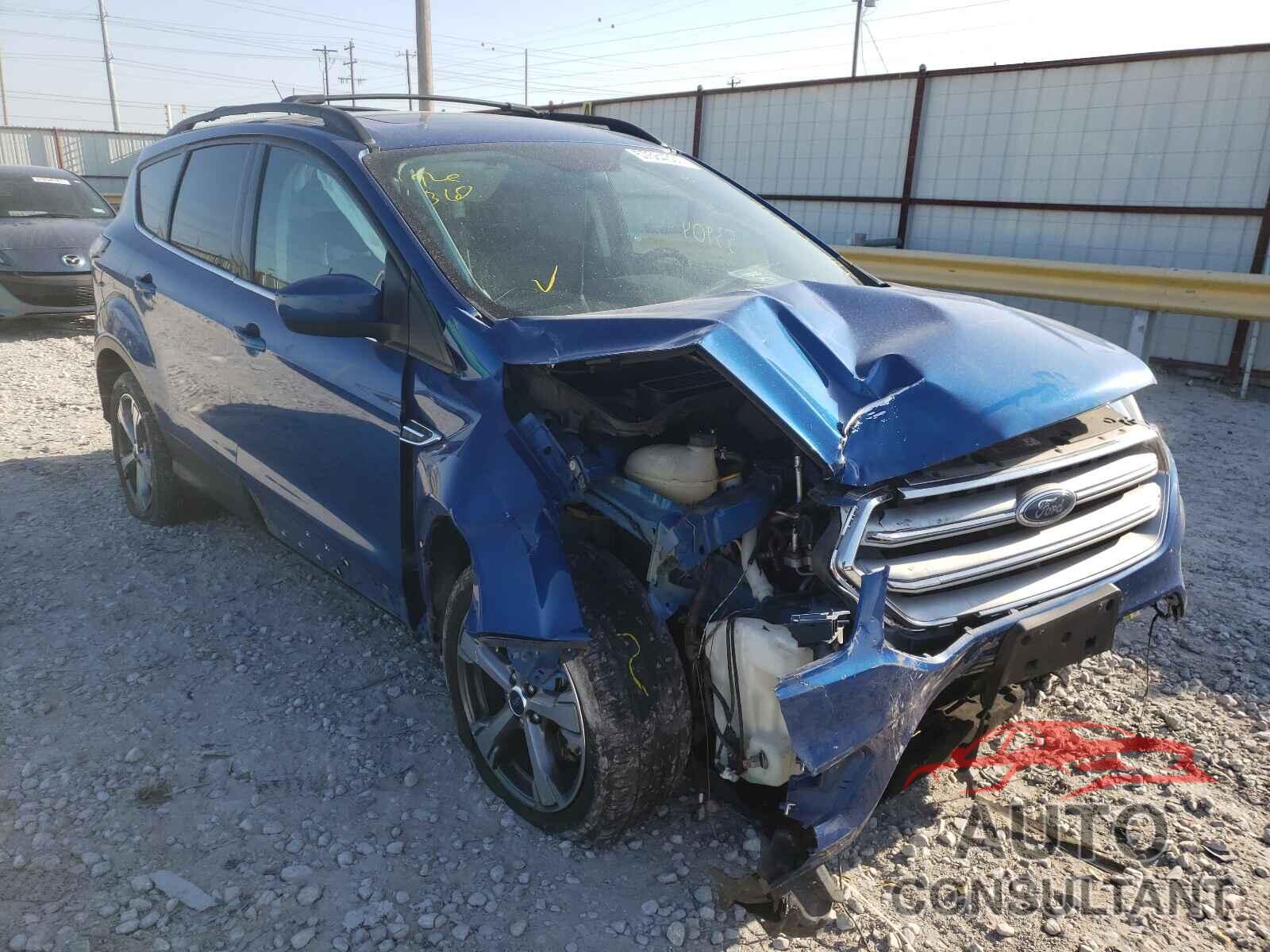 FORD ESCAPE 2017 - 1FMCU9G99HUC51948