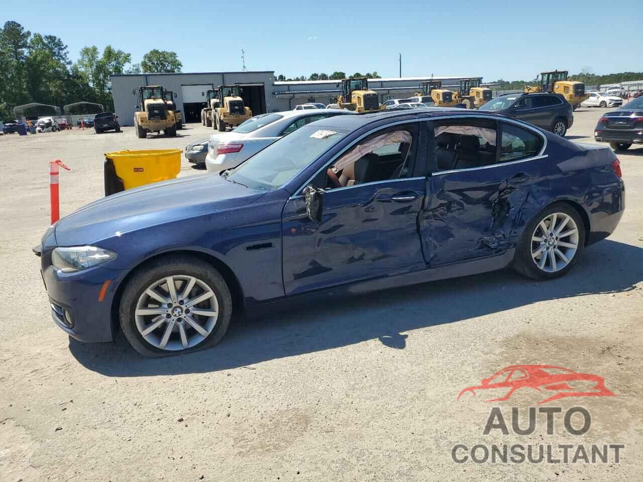 BMW 5 SERIES 2015 - WBA5B3C5XFD546554