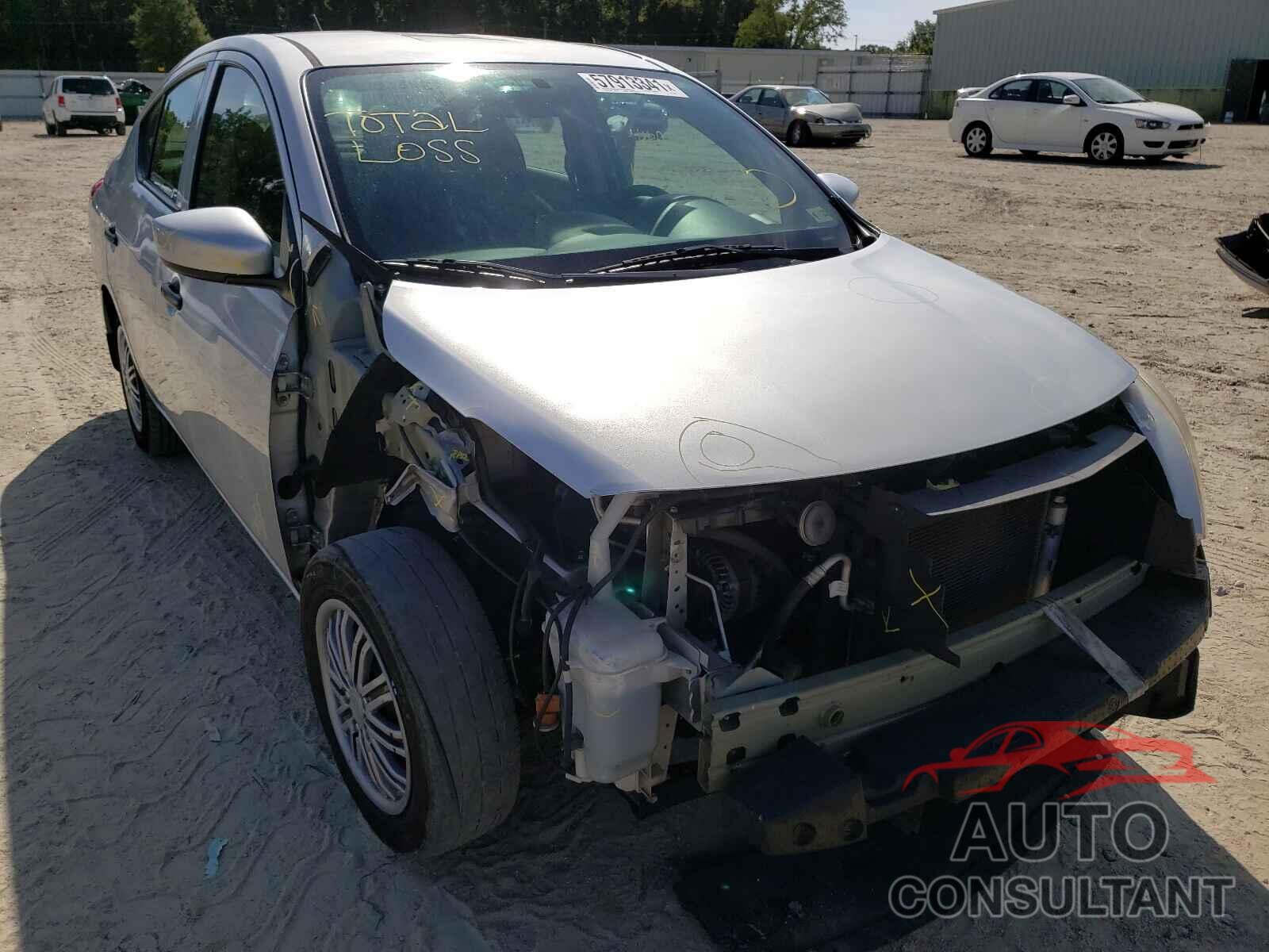 NISSAN VERSA 2017 - 3N1CN7AP0HL807476