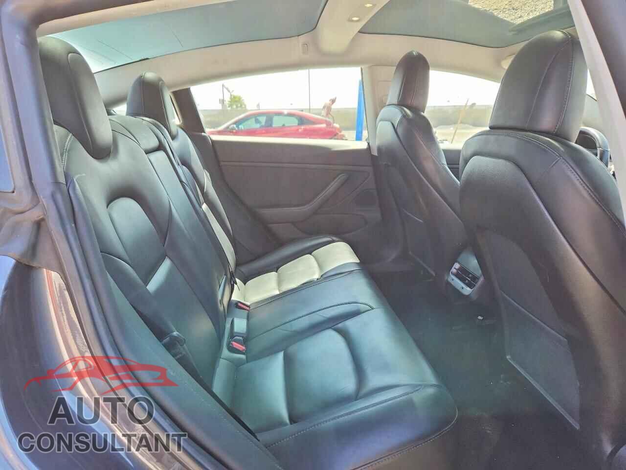 TESLA MODEL 3 2019 - 5YJ3E1EAXKF416311
