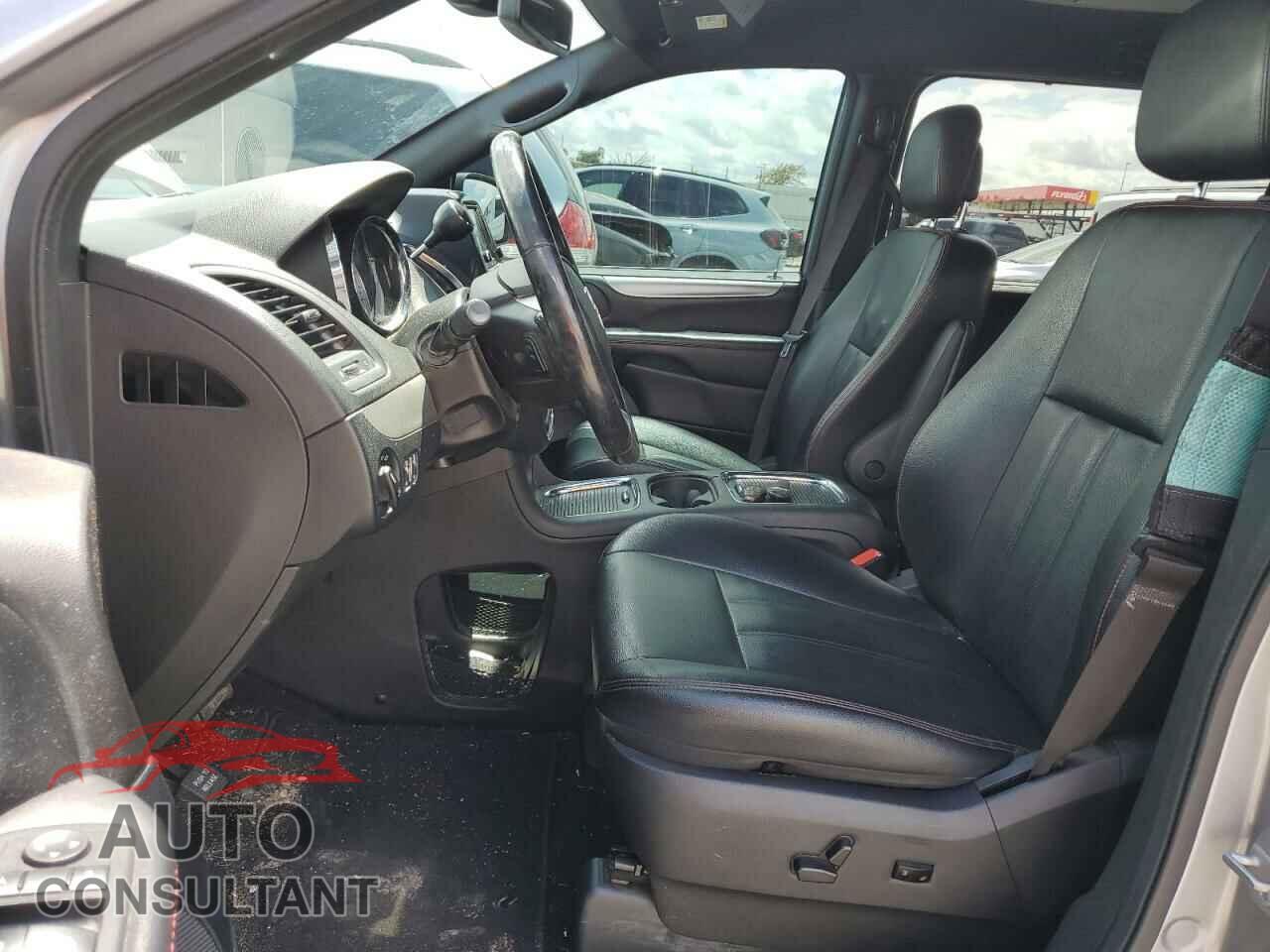 DODGE CARAVAN 2019 - 2C4RDGEG8KR694519