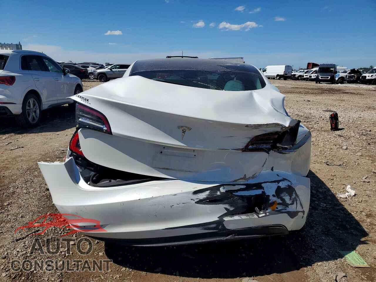 TESLA MODEL 3 2022 - 5YJ3E1EA7NF105021