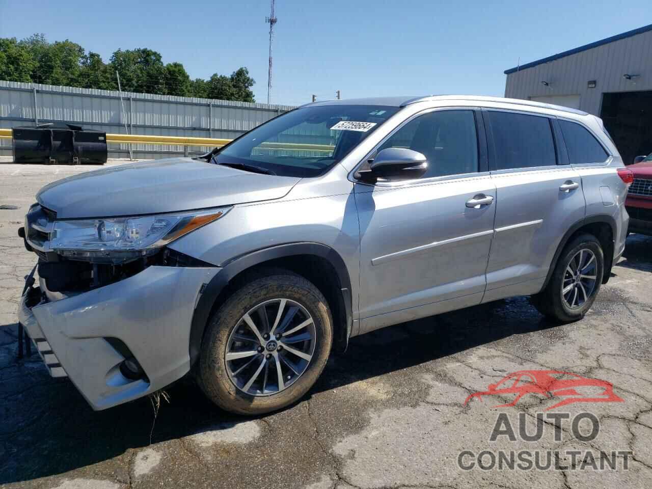 TOYOTA HIGHLANDER 2018 - 5TDJZRFH2JS553291