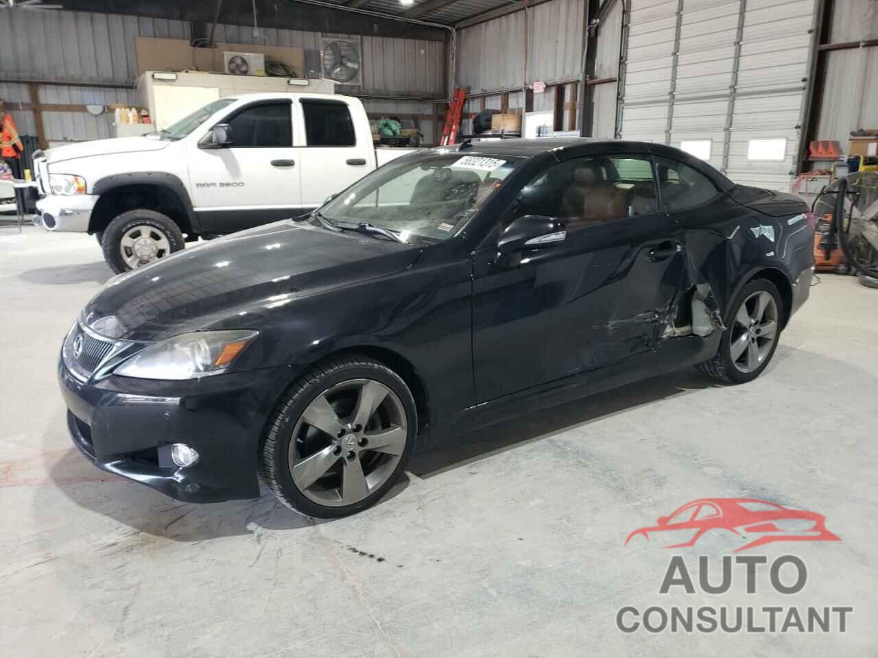 LEXUS IS 2011 - JTHFF2C27B2516993