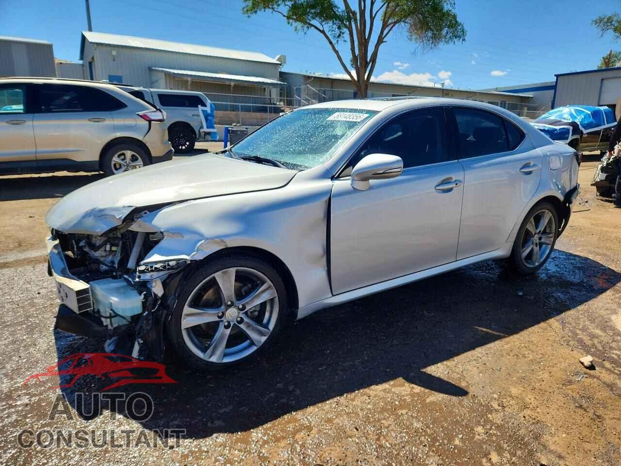 LEXUS IS 2011 - JTHBF5C28B5144739
