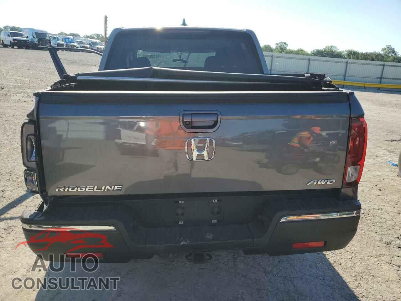 HONDA RIDGELINE 2017 - 5FPYK3F66HB008635