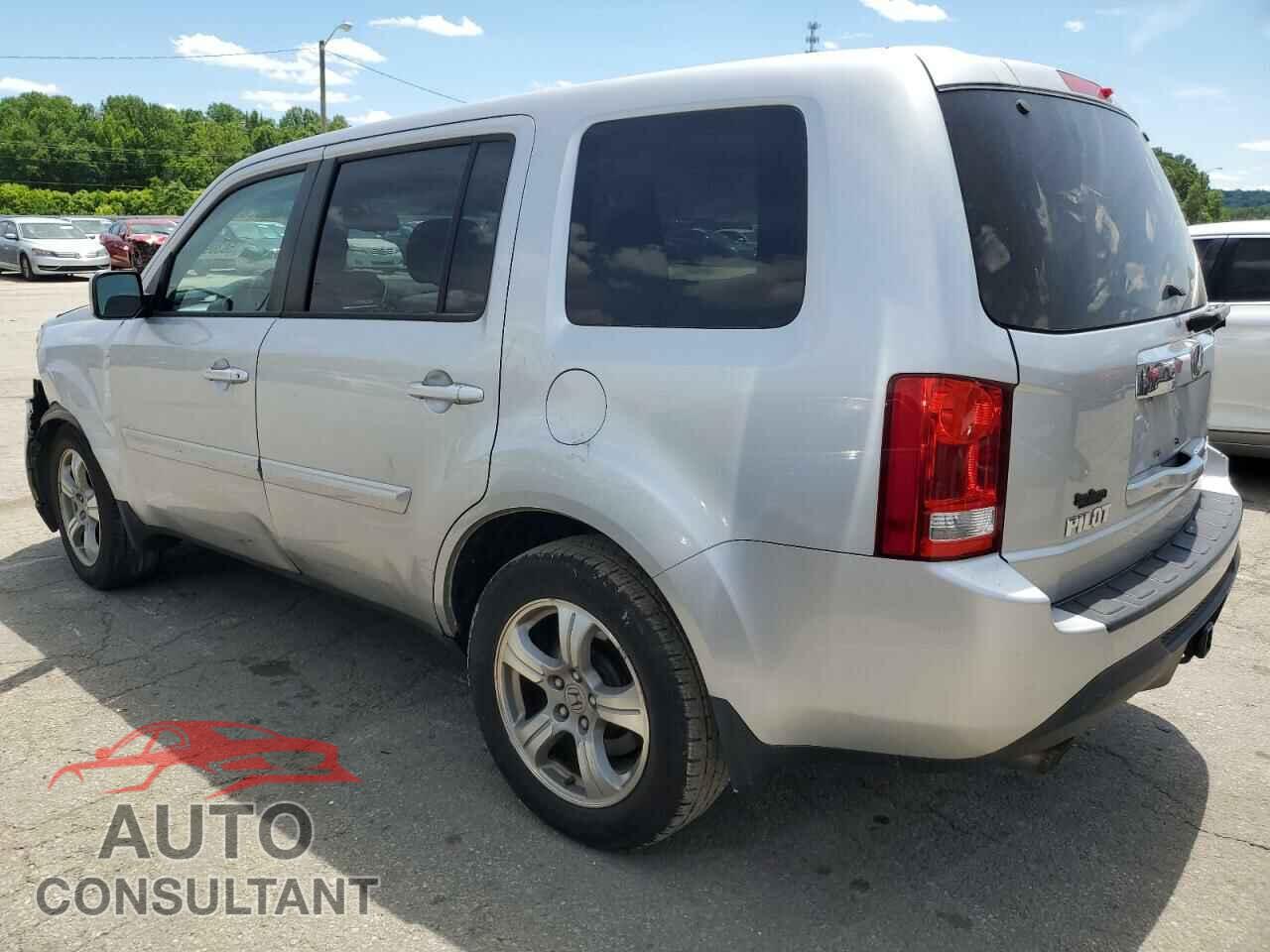 HONDA PILOT 2013 - 5FNYF4H56DB049087
