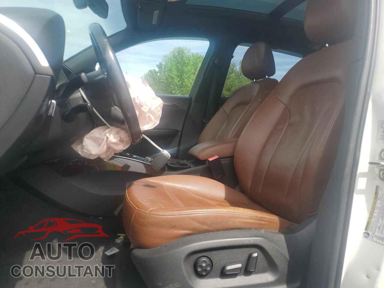 AUDI Q5 2012 - WA1WKAFP1CA016005