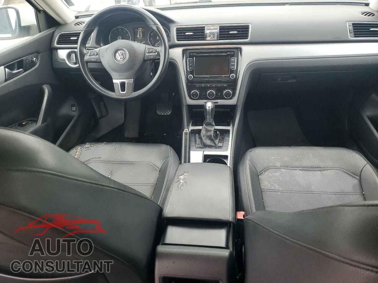 VOLKSWAGEN PASSAT 2012 - 1VWBP7A39CC096748