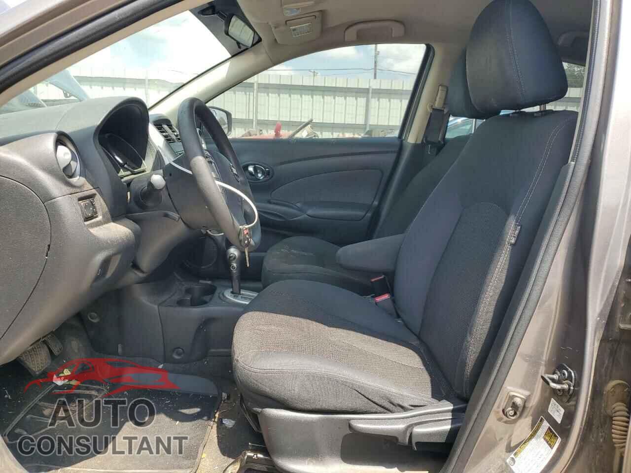 NISSAN VERSA 2016 - 3N1CN7APXGL802137