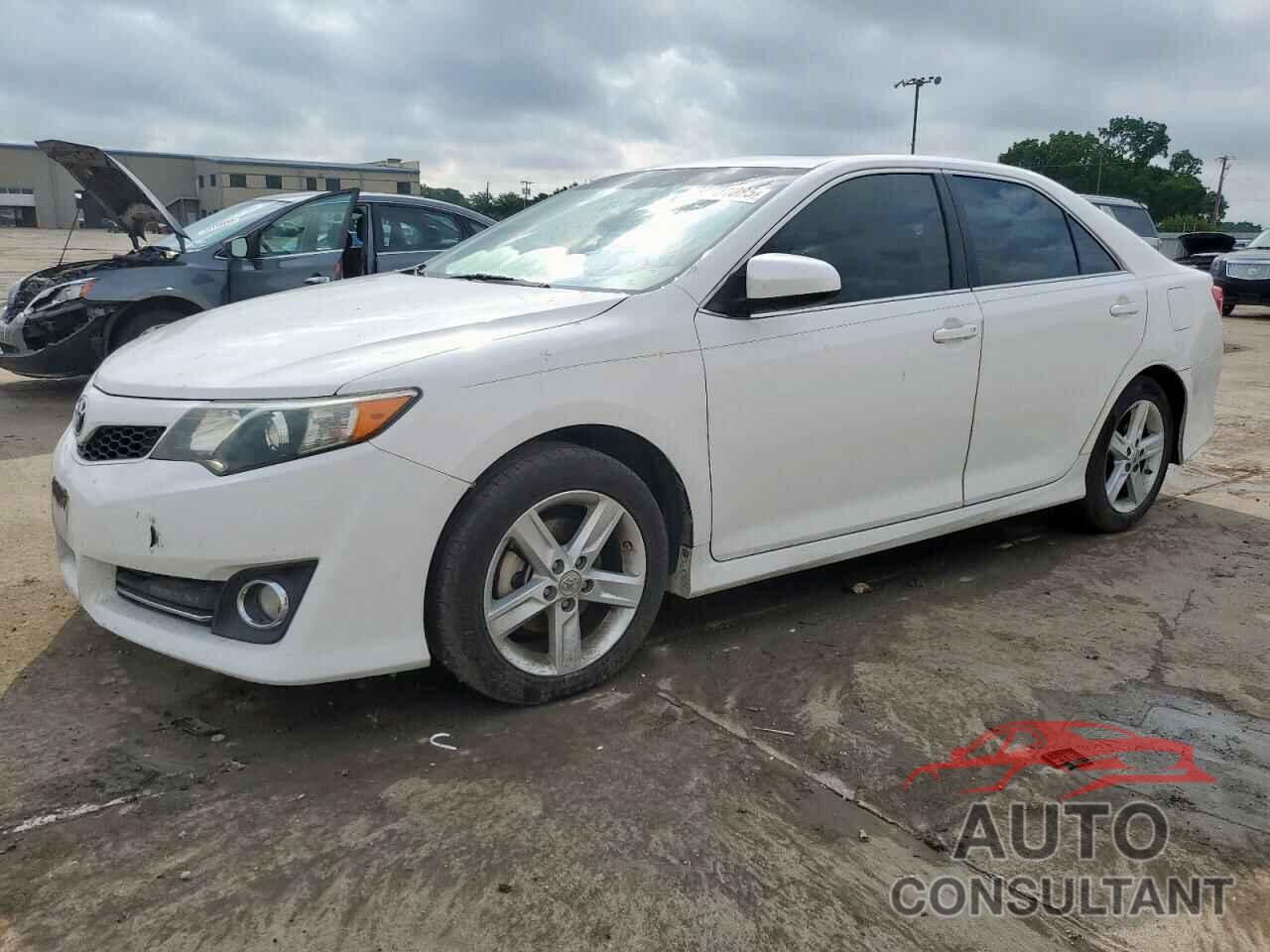 TOYOTA CAMRY 2013 - 4T1BF1FK2DU649475