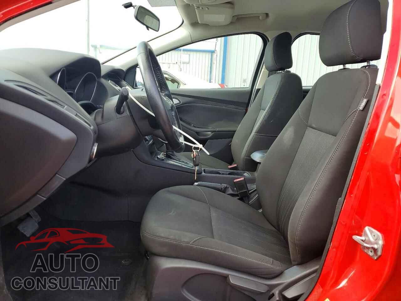 FORD FOCUS 2016 - 1FADP3F24GL228959