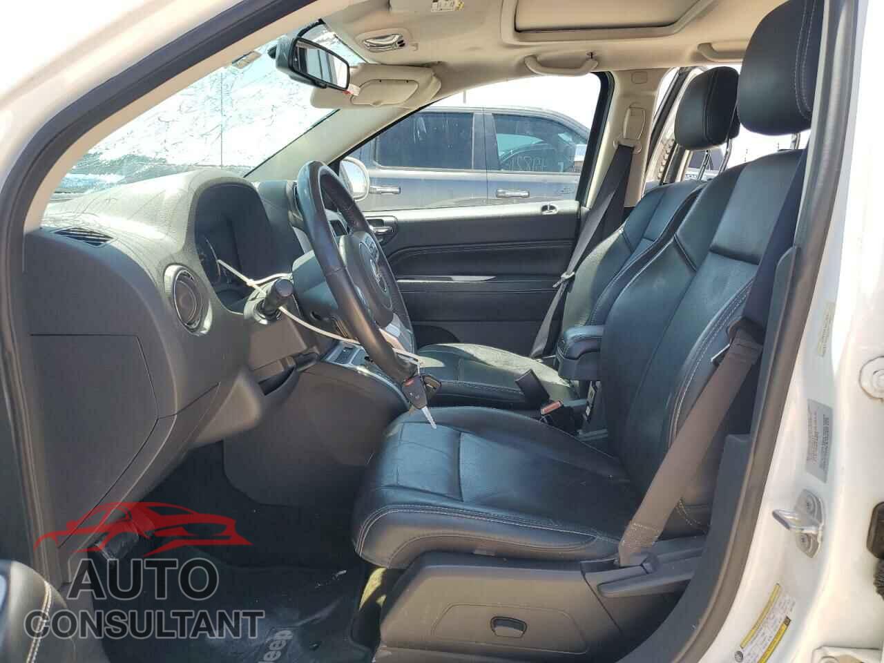JEEP COMPASS 2016 - 1C4NJCEA1GD775237