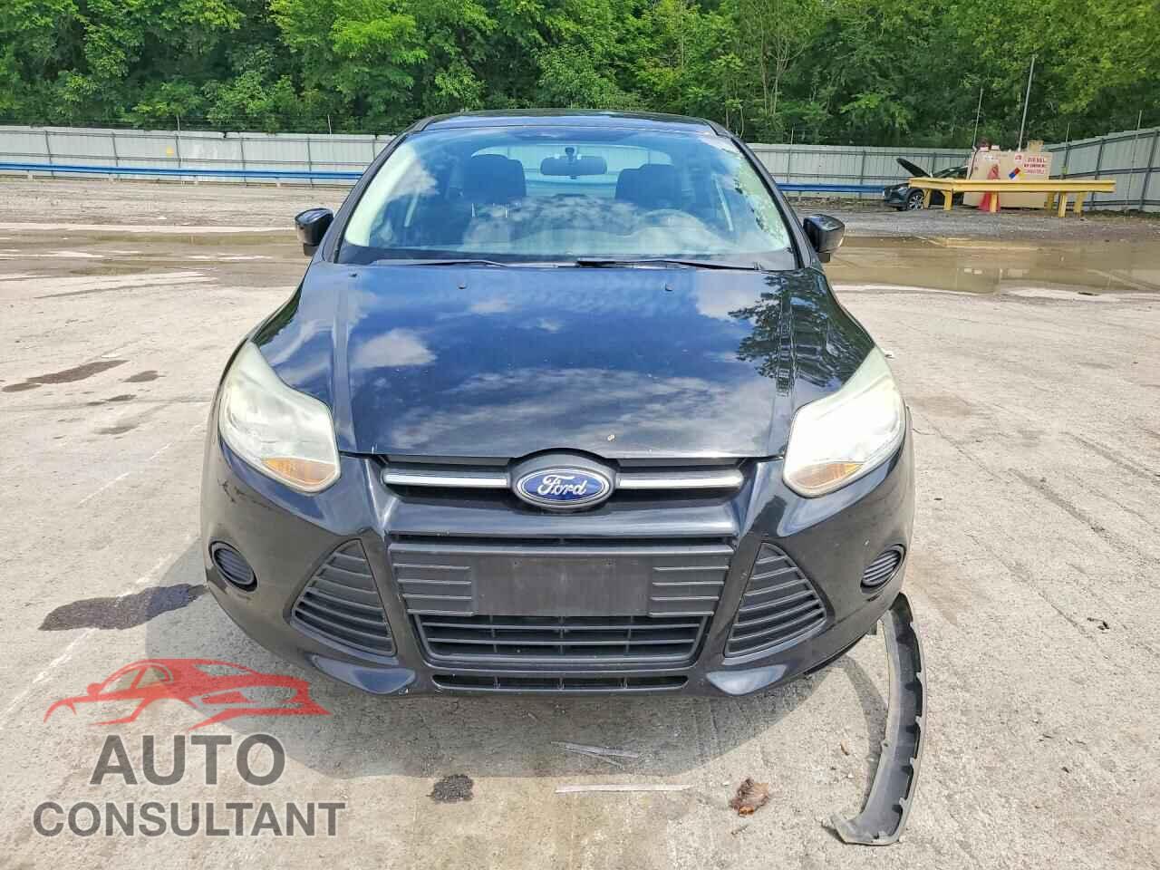 FORD FOCUS 2014 - 1FADP3F27EL390002