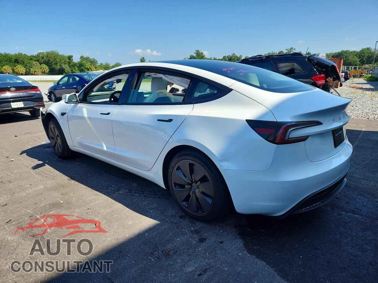 TESLA MODEL 3 2026 - 5YJ3E1EA7TF185868