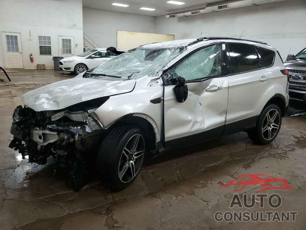 FORD ESCAPE 2019 - 1FMCU9HD5KUC50676