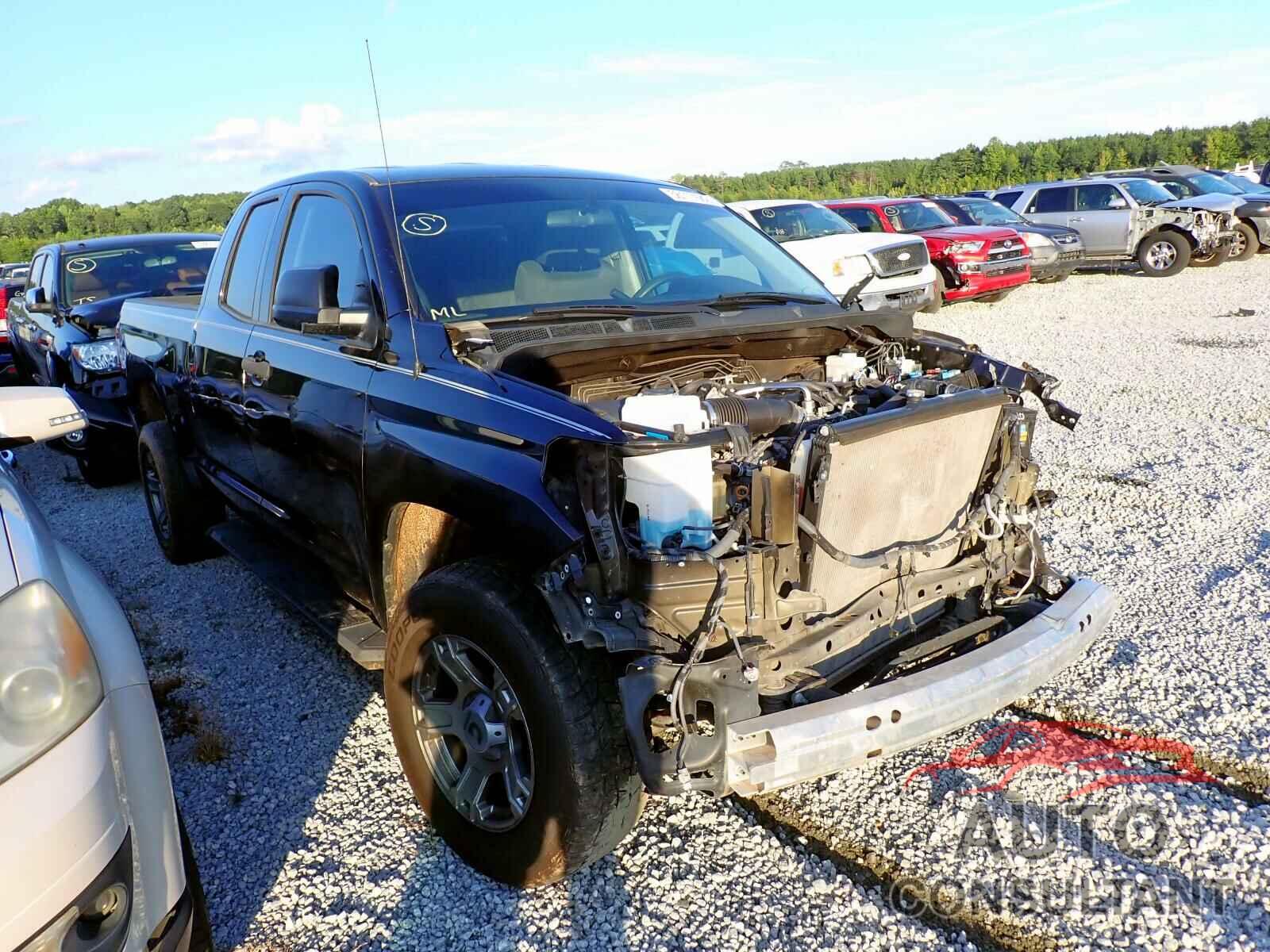 TOYOTA TUNDRA 2017 - 5TFRM5F19HX111285