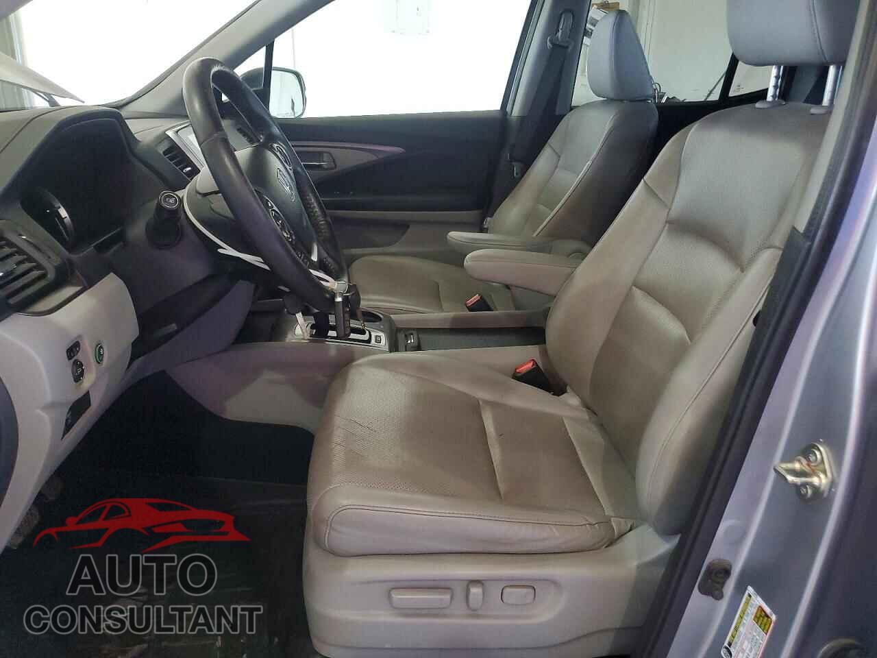 HONDA RIDGELINE 2017 - 5FPYK3F61HB018540