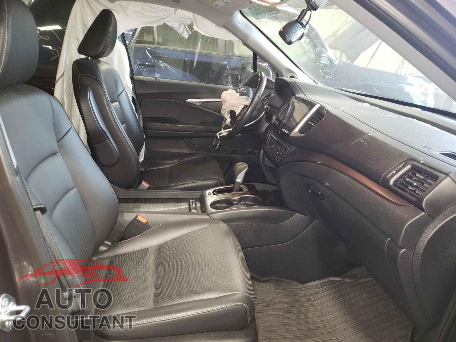 HONDA RIDGELINE 2017 - 5FPYK3F68HB035982