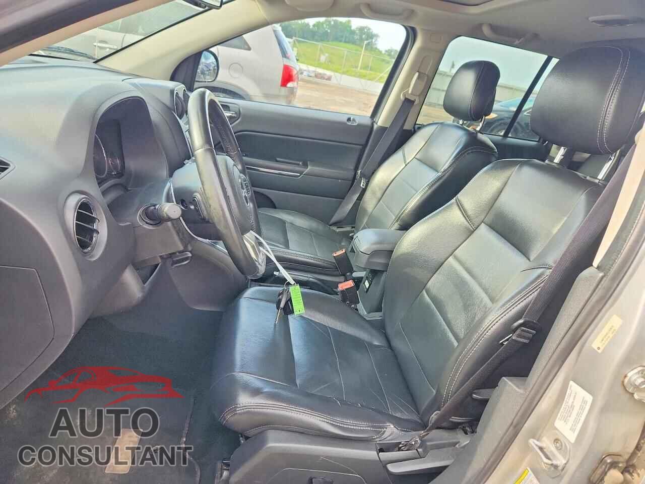 JEEP COMPASS 2011 - 1J4NF5FB8BD263918