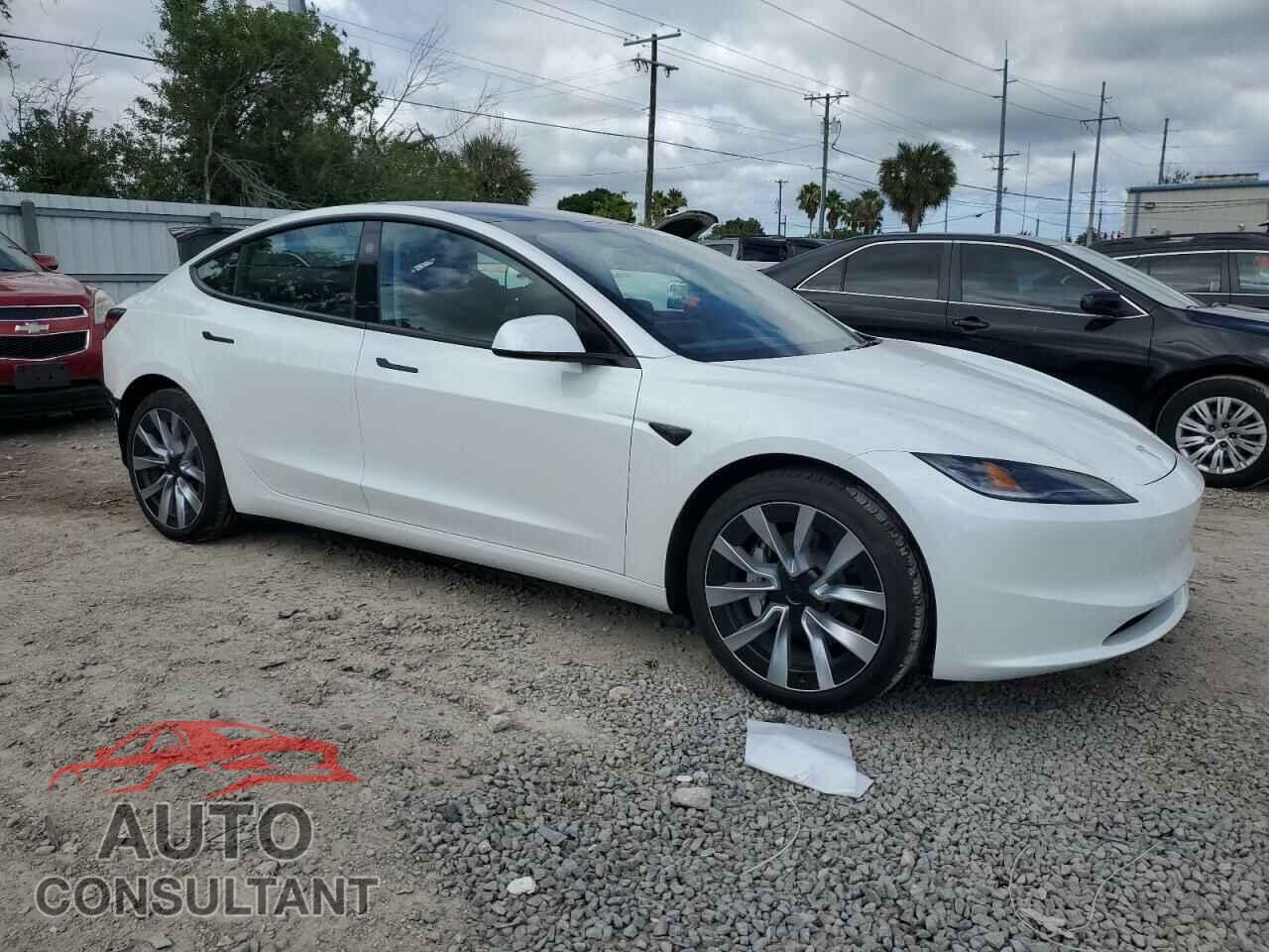 TESLA MODEL 3 2024 - 5YJ3E1EA7RF730332