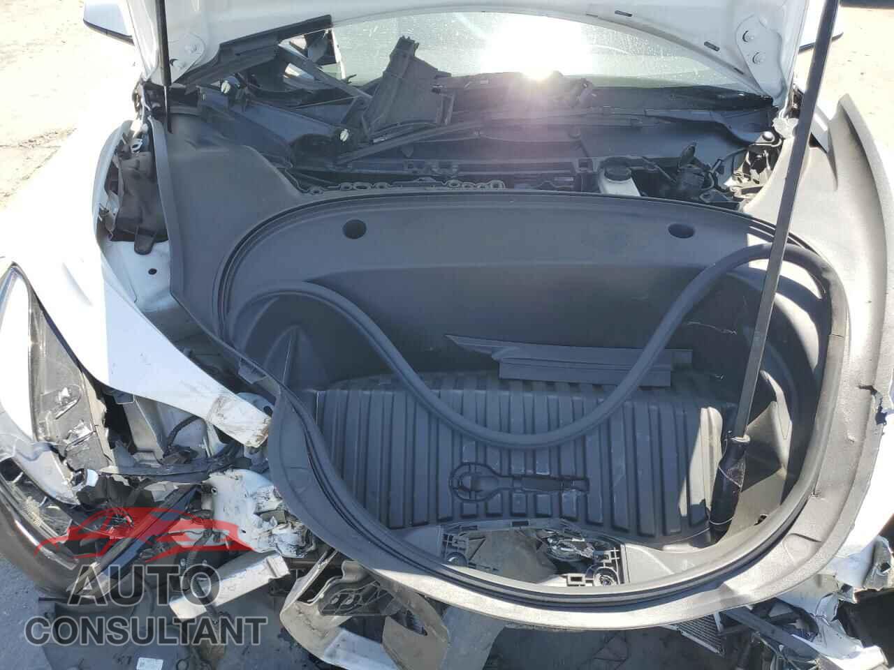 TESLA MODEL 3 2023 - 5YJ3E1EA4PF384799