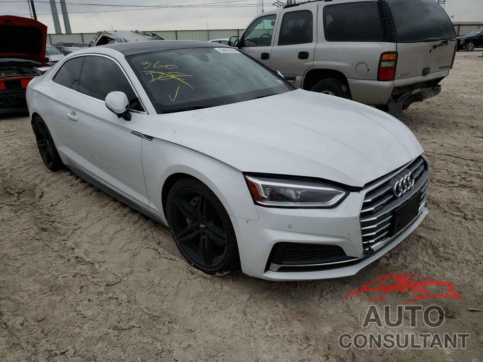 AUDI A5 2019 - WAUTNAF50KA044176