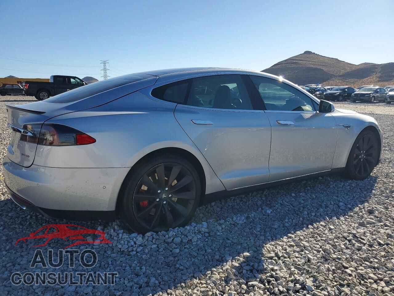 TESLA MODEL S 2014 - 5YJSA1H29EFP62401