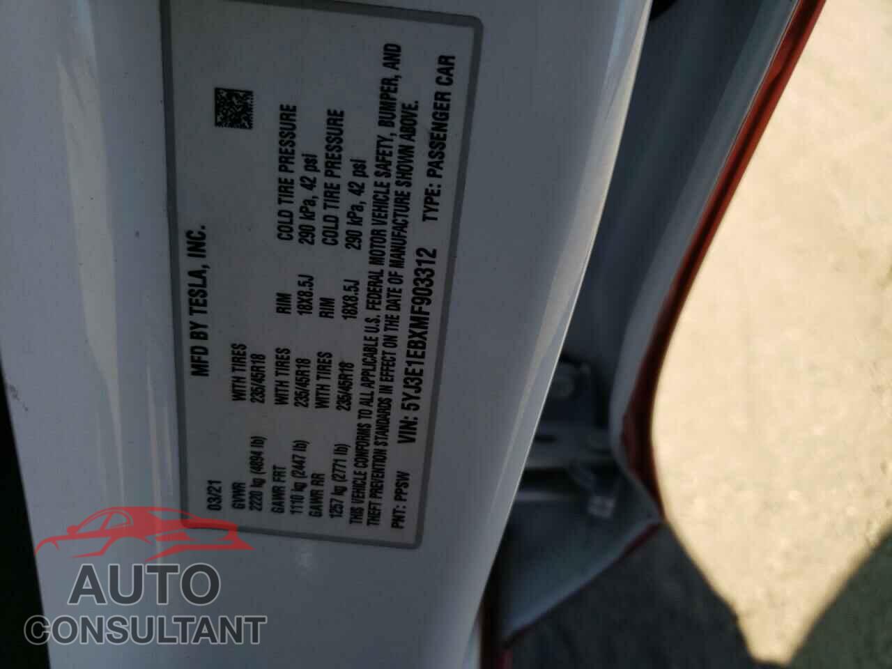 TESLA MODEL 3 2021 - 5YJ3E1EBXMF903312