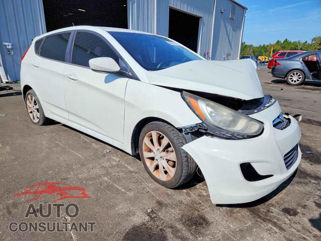 HYUNDAI ACCENT 2012 - KMHCU5AE3CU031745