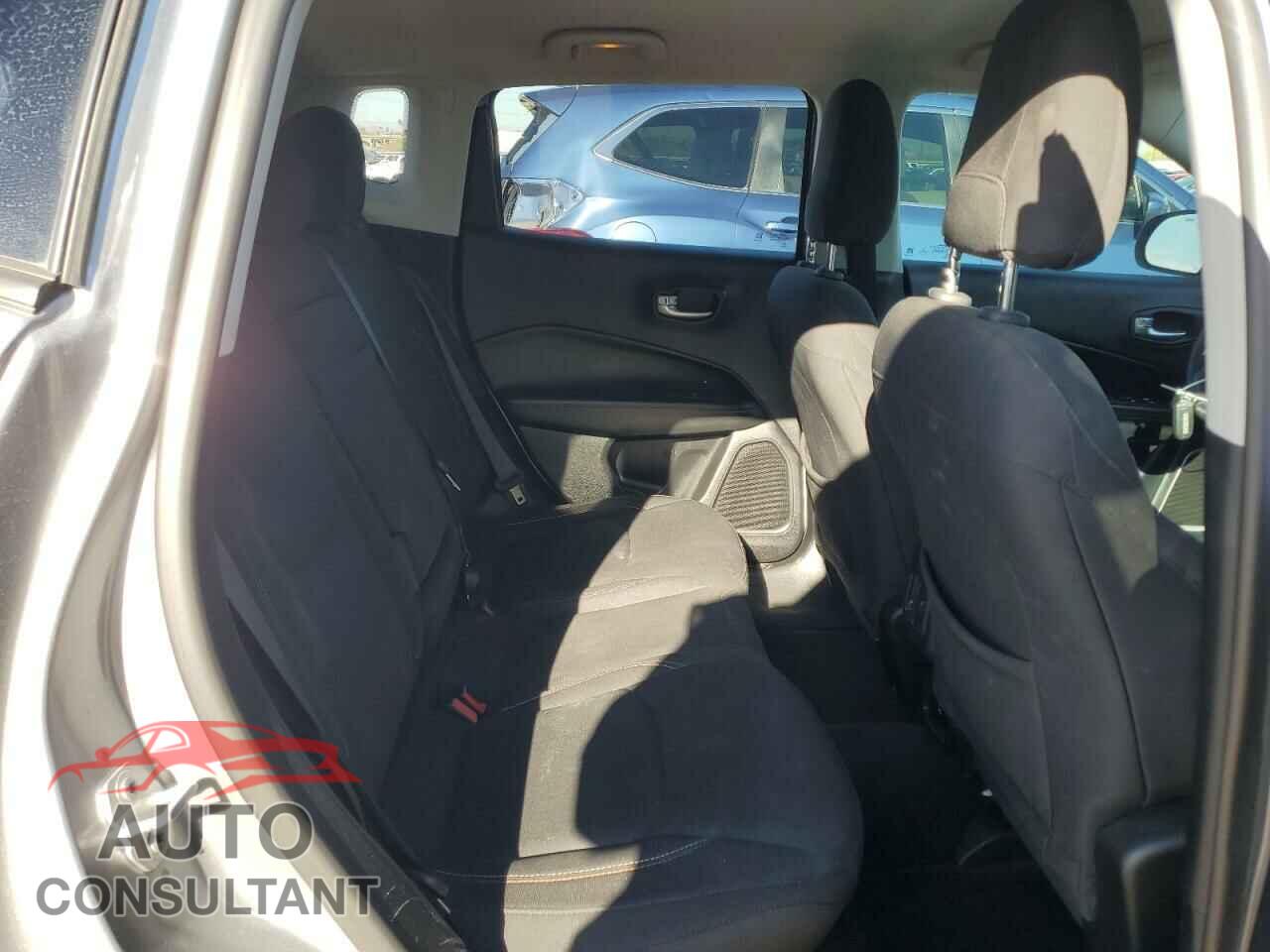 JEEP COMPASS 2017 - 3C4NJCAB9HT636449