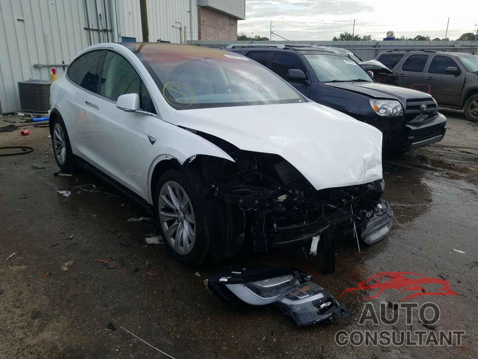 TESLA MODEL X 2017 - 5YJXCDE26HF043634