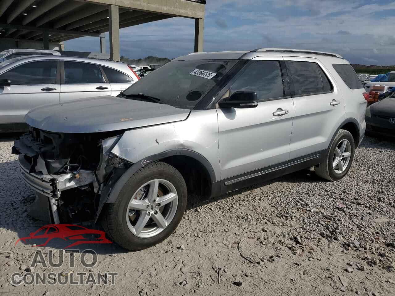 FORD EXPLORER 2018 - 1FM5K7D89JGC31458