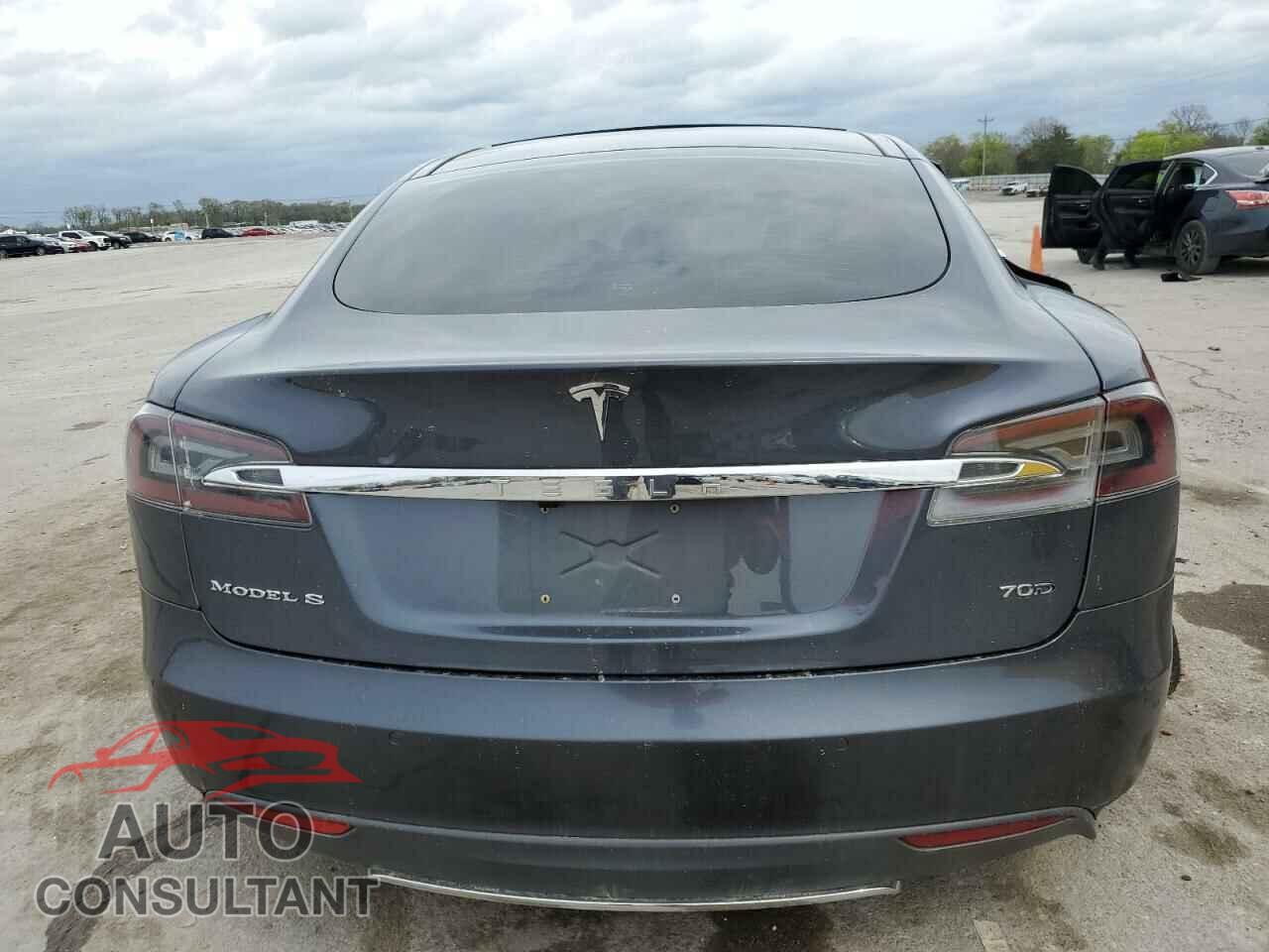 TESLA MODEL S 2016 - 5YJSA1E2XGF130062