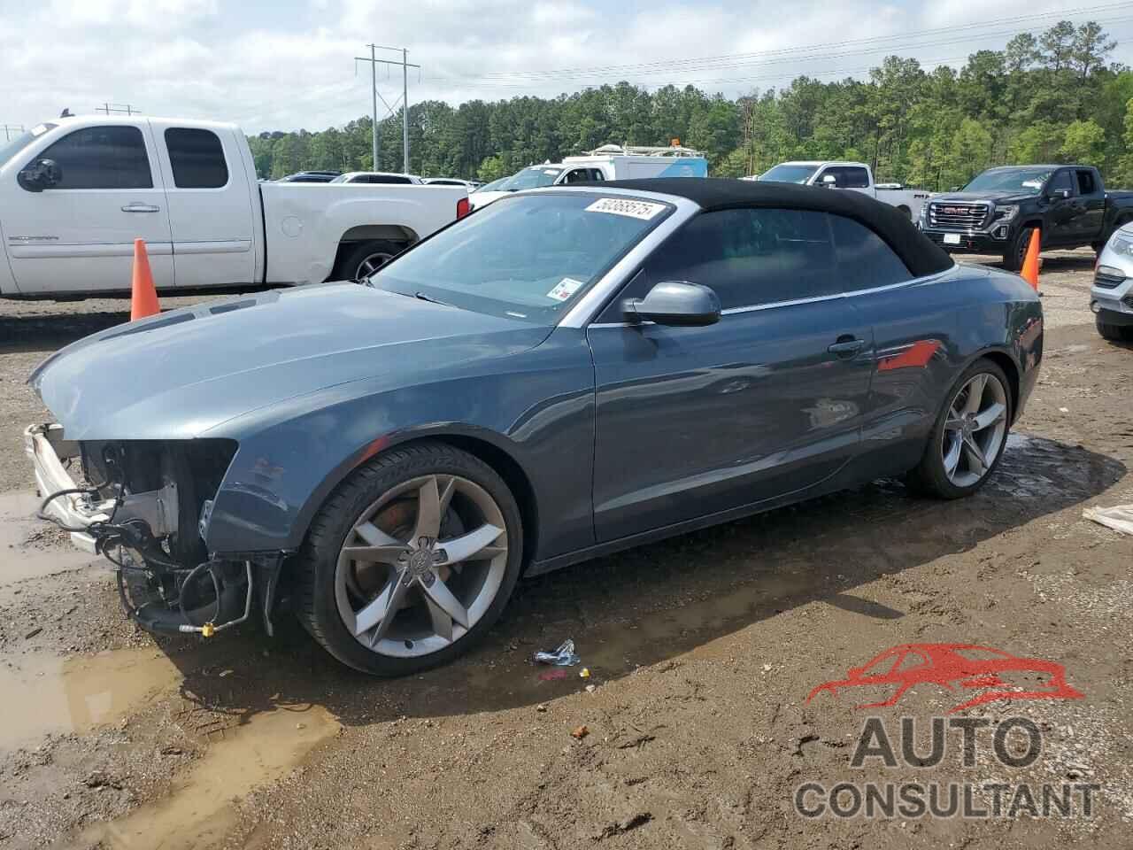 AUDI A5 2011 - WAUJFAFHXBN013041