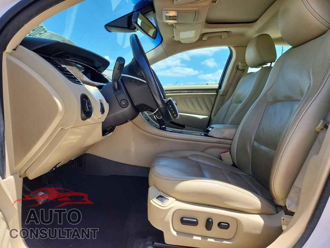 FORD TAURUS 2019 - 1FAHP2F83KG109463