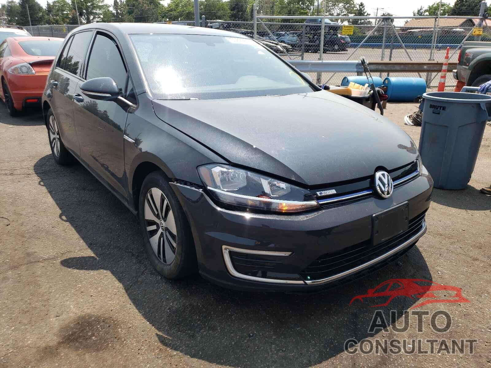 VOLKSWAGEN GOLF 2017 - WVWKR7AU0HW950862