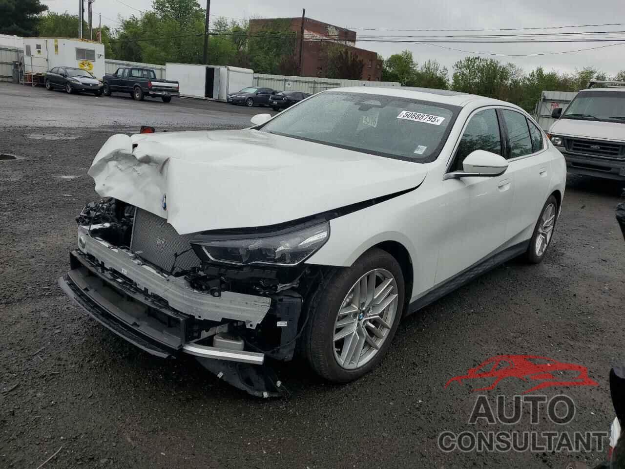 BMW 5 SERIES 2024 - WBA53FJ01RCP97253