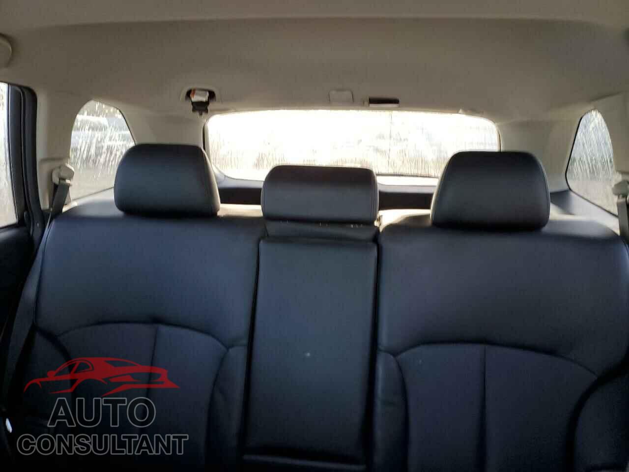 SUBARU OUTBACK 2011 - 4S4BRBKC8B3329625