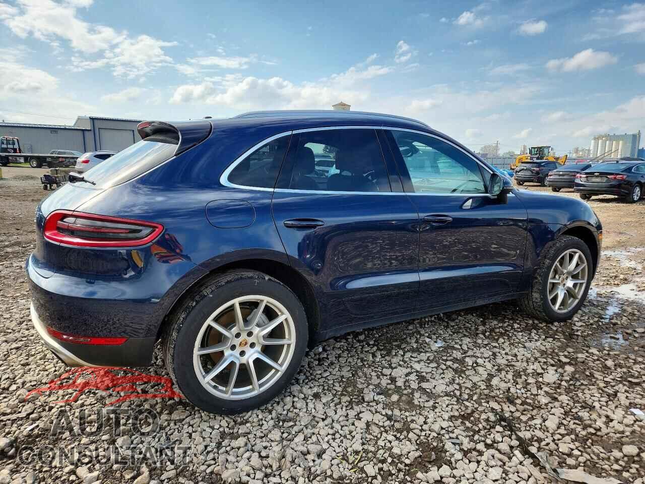 PORSCHE MACAN 2015 - WP1AB2A55FLB43004