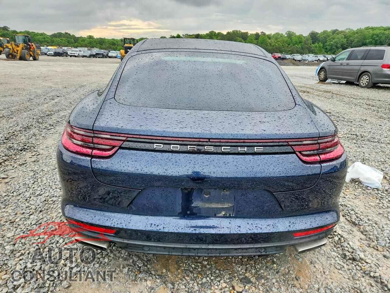 PORSCHE PANAMERA 2017 - WP0AA2A78HL102276
